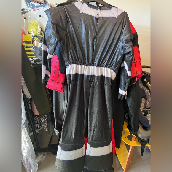 Black Panther Costume - Picture 2 of 3